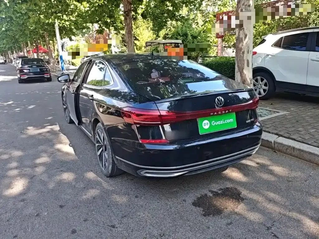 Volkswagen Passat — фото 10