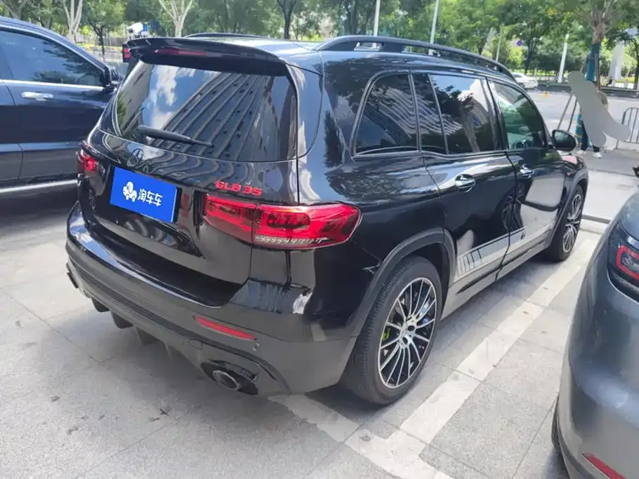 Mercedes-Benz GLB AMG — фото 7