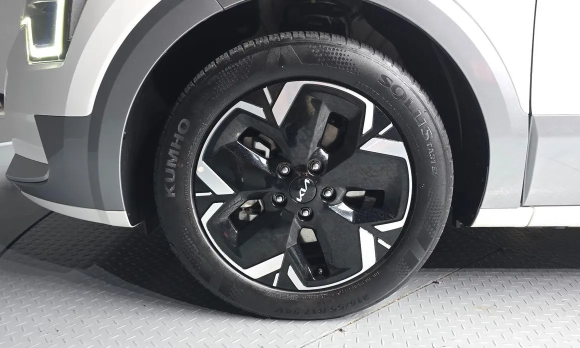 Kia Niro — фото 10