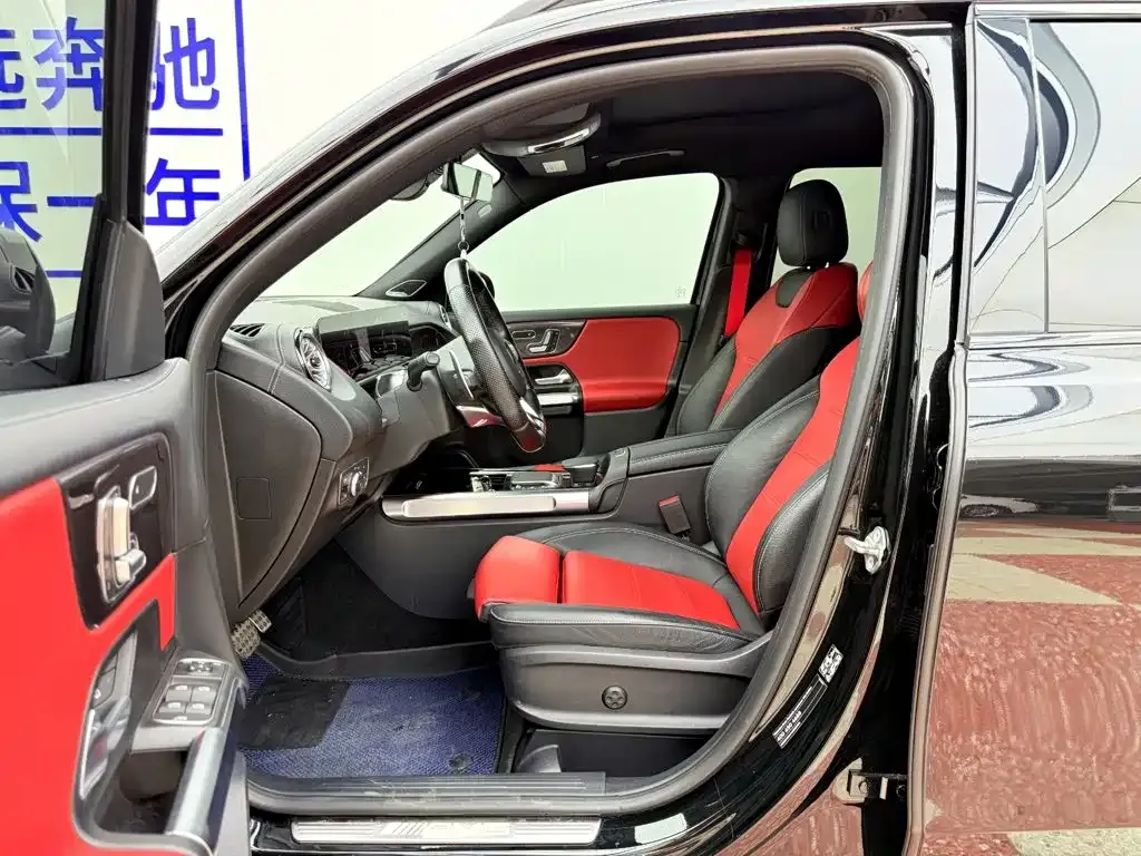Mercedes-Benz GLB AMG — фото 7