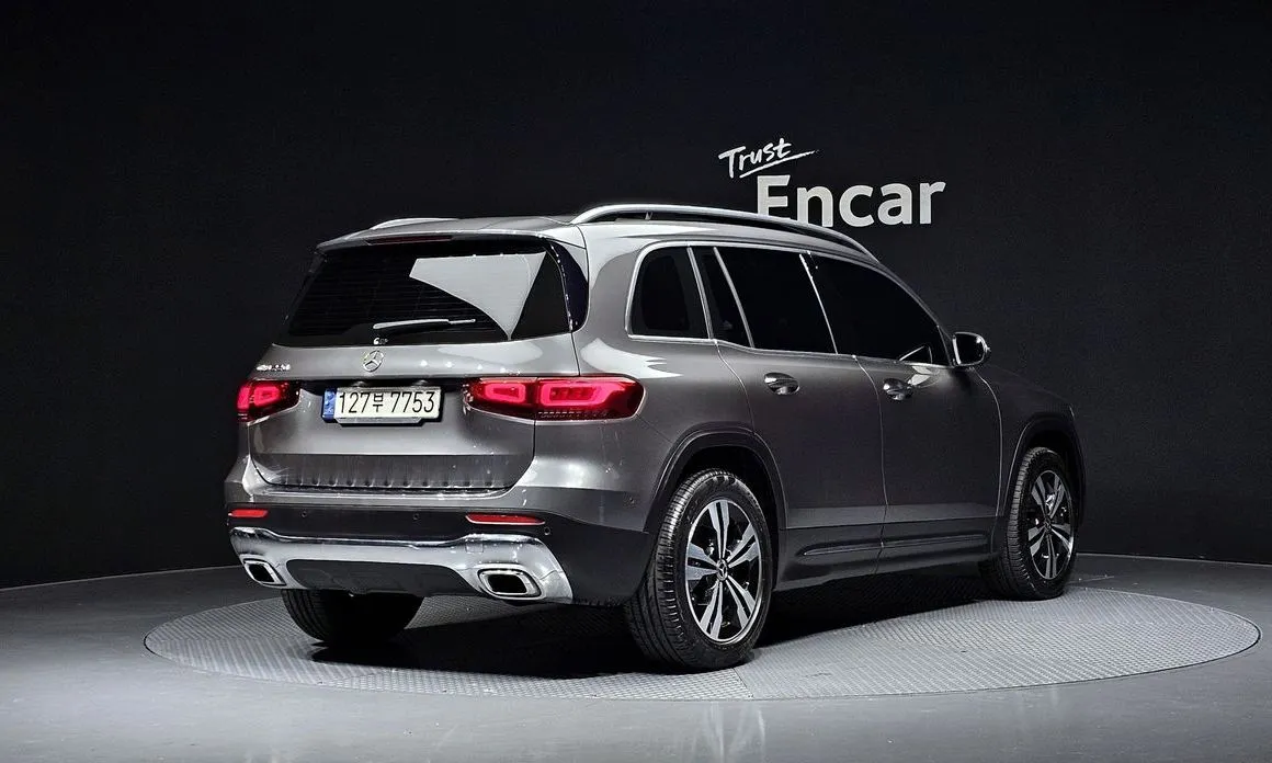 Mercedes-Benz GLB-Class — фото 10