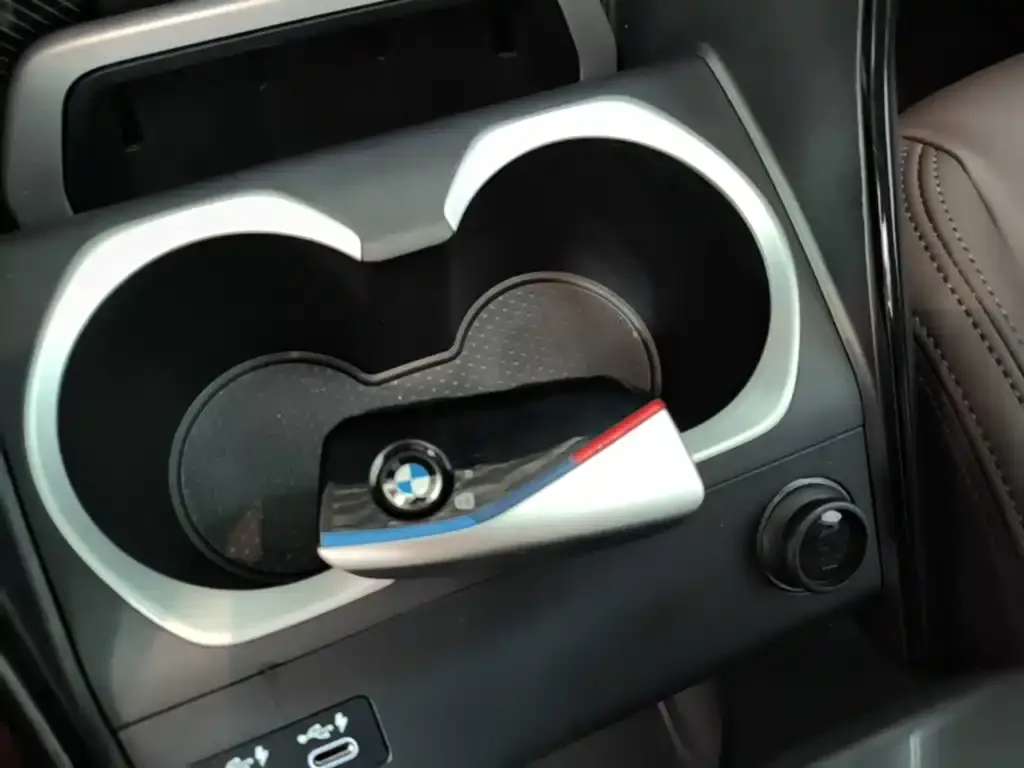 BMW X1 — фото 2
