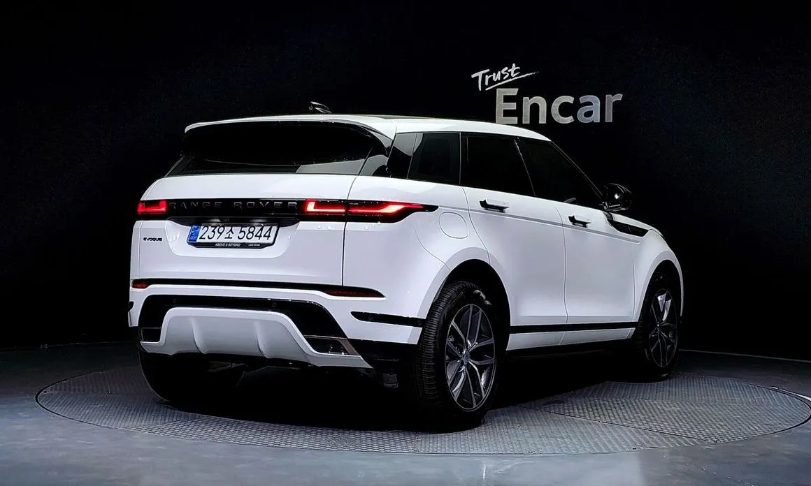 Land Rover Range Rover Evoque — фото 9