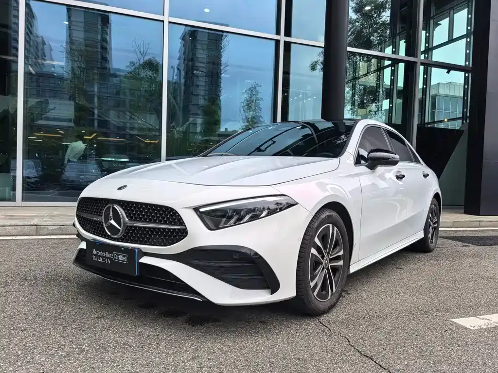 Mercedes-Benz A-Class — фото 1