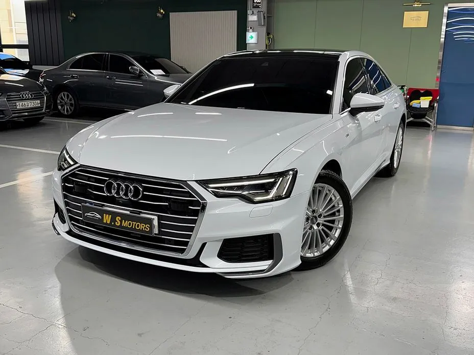 Audi A6 — фото 1