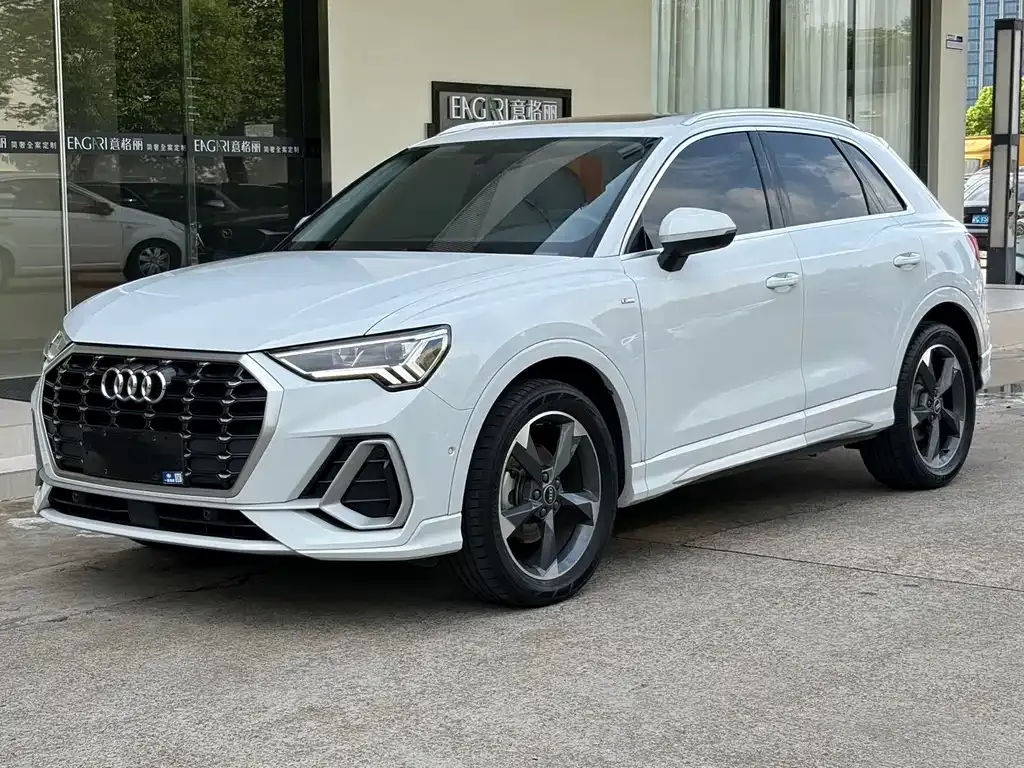 Audi Q3 — фото 5