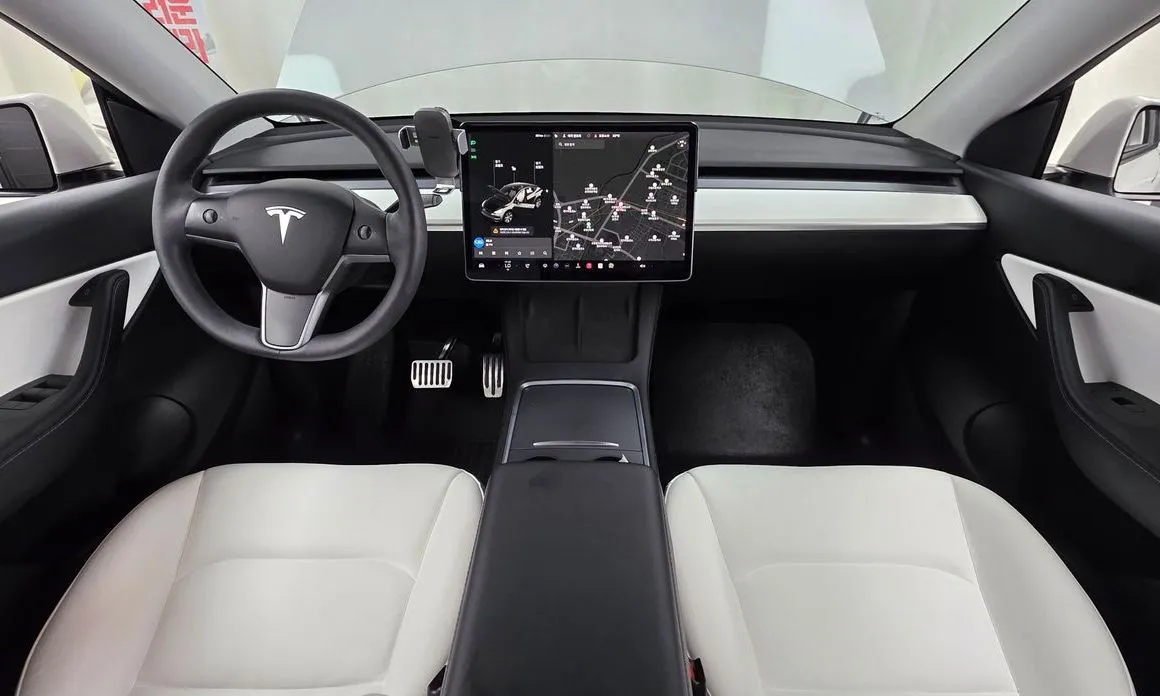 Tesla Model Y — фото 2