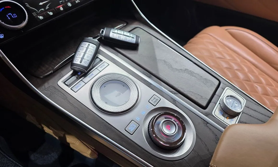 Genesis GV80 — фото 10
