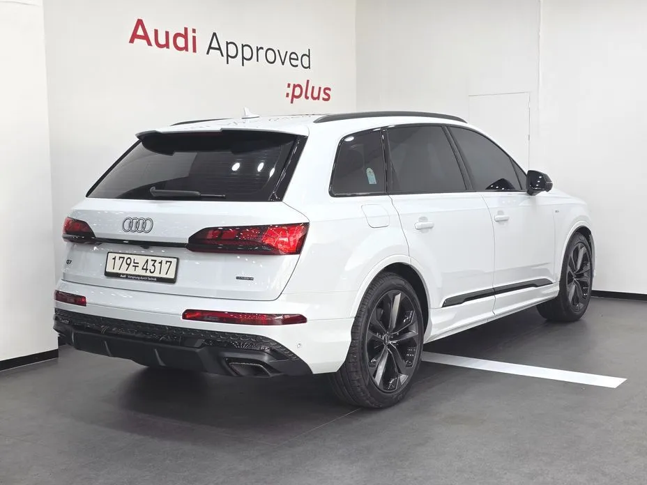Audi Q7 — фото 4