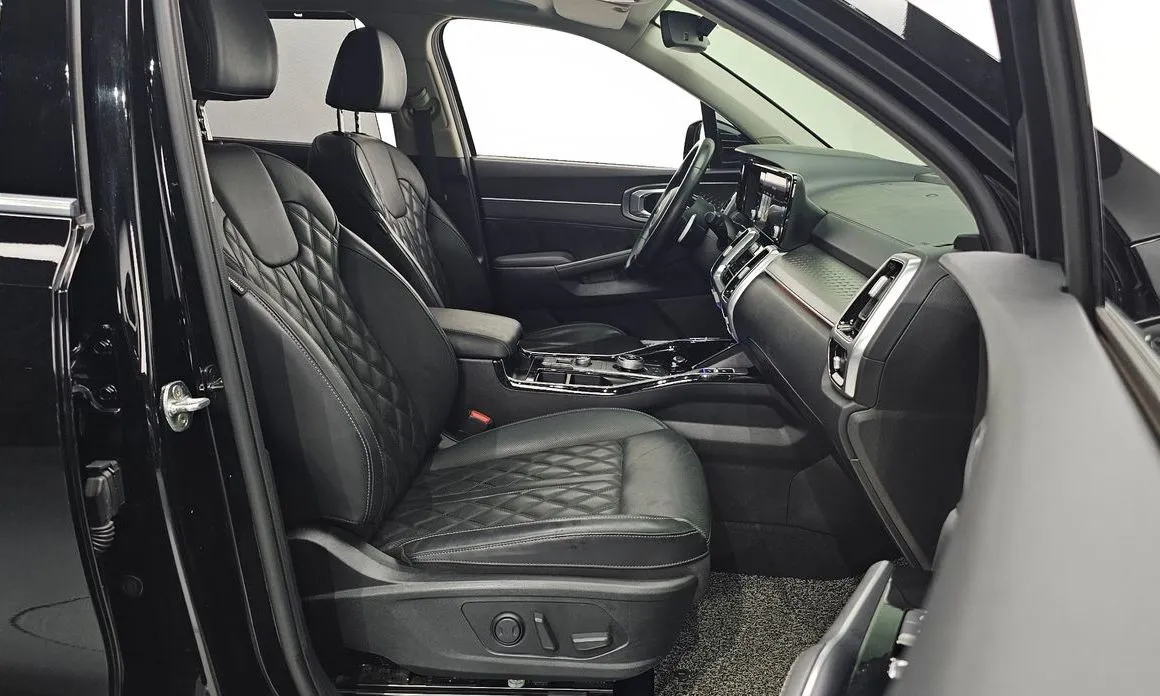 Kia Sorento — фото 9