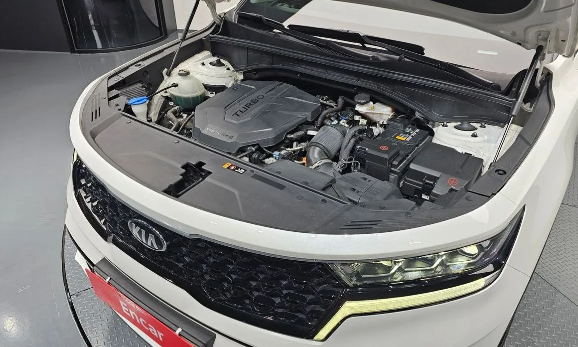 Kia Sorento — фото 10