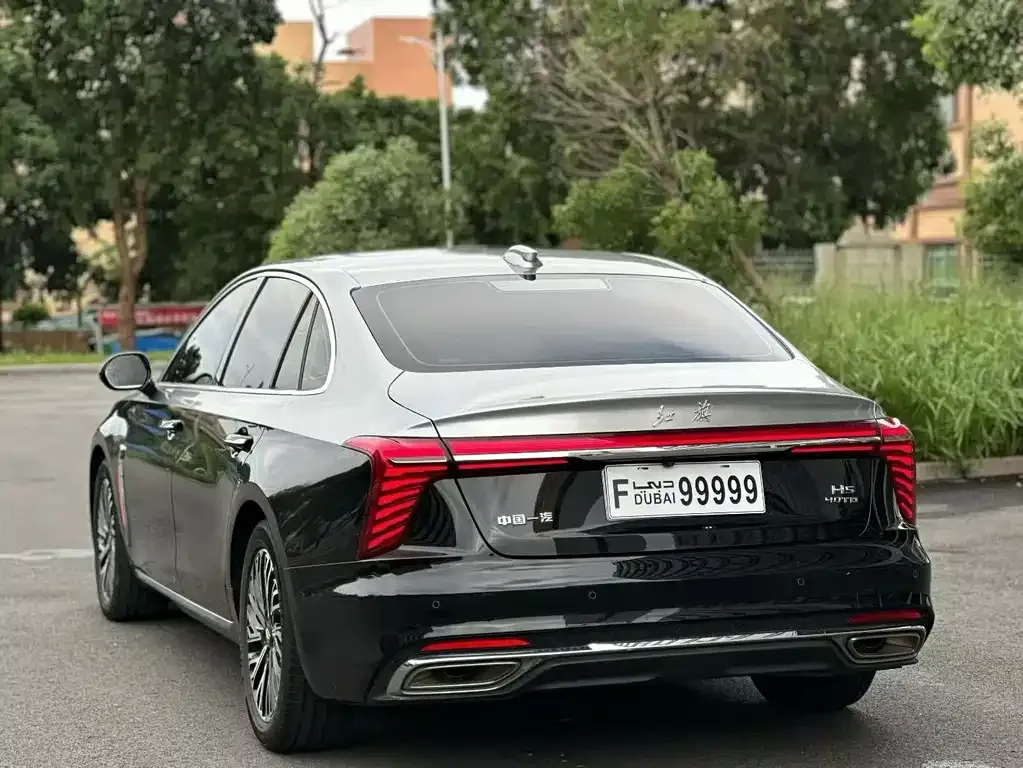 Hongqi H5 — фото 2