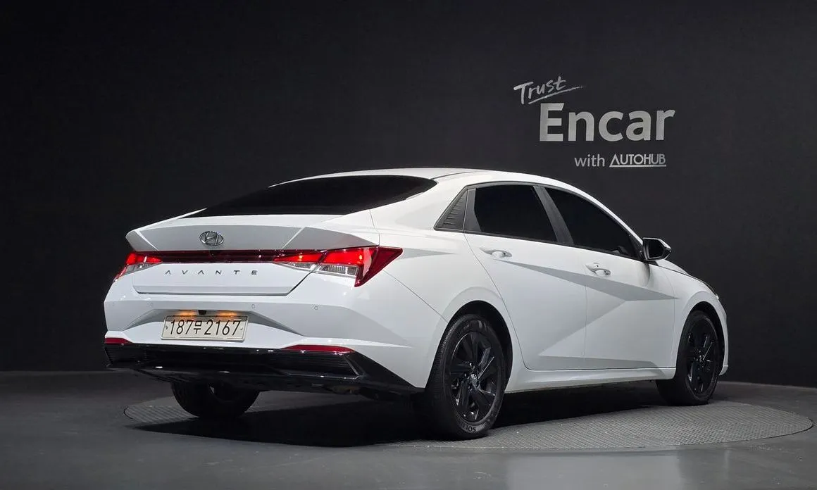 Hyundai AVANTE — фото 5