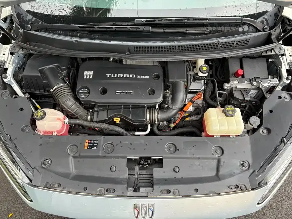 Buick GL8 Hybrid — фото 4