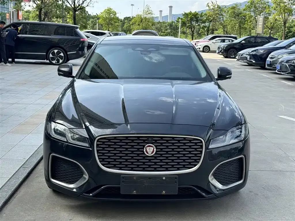 Jaguar XFL — фото 6