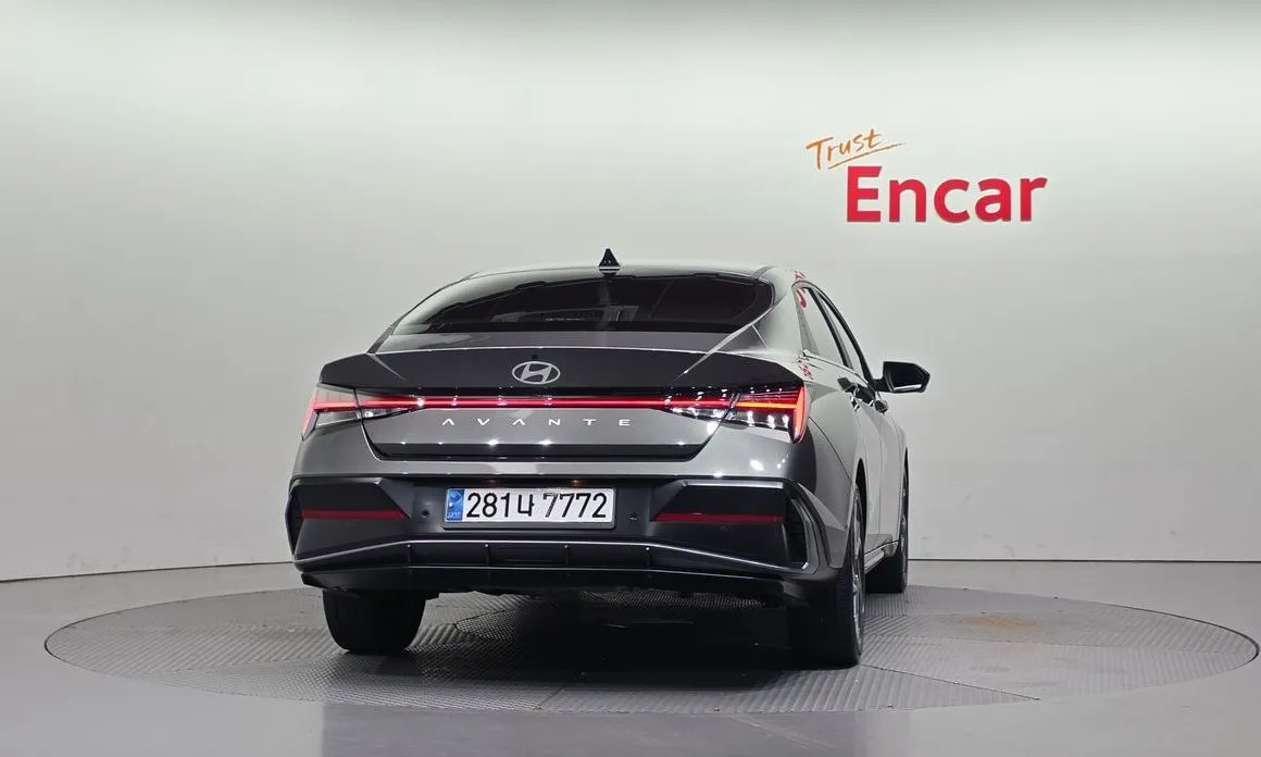 Hyundai AVANTE — фото 2