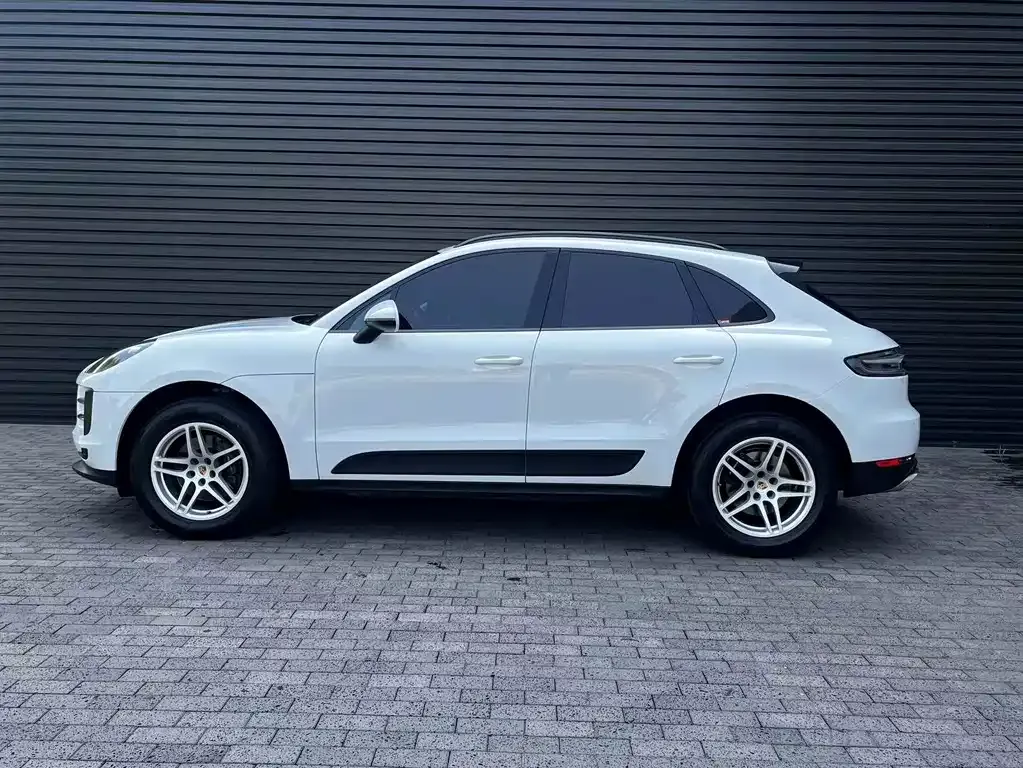Porsche Macan — фото 10