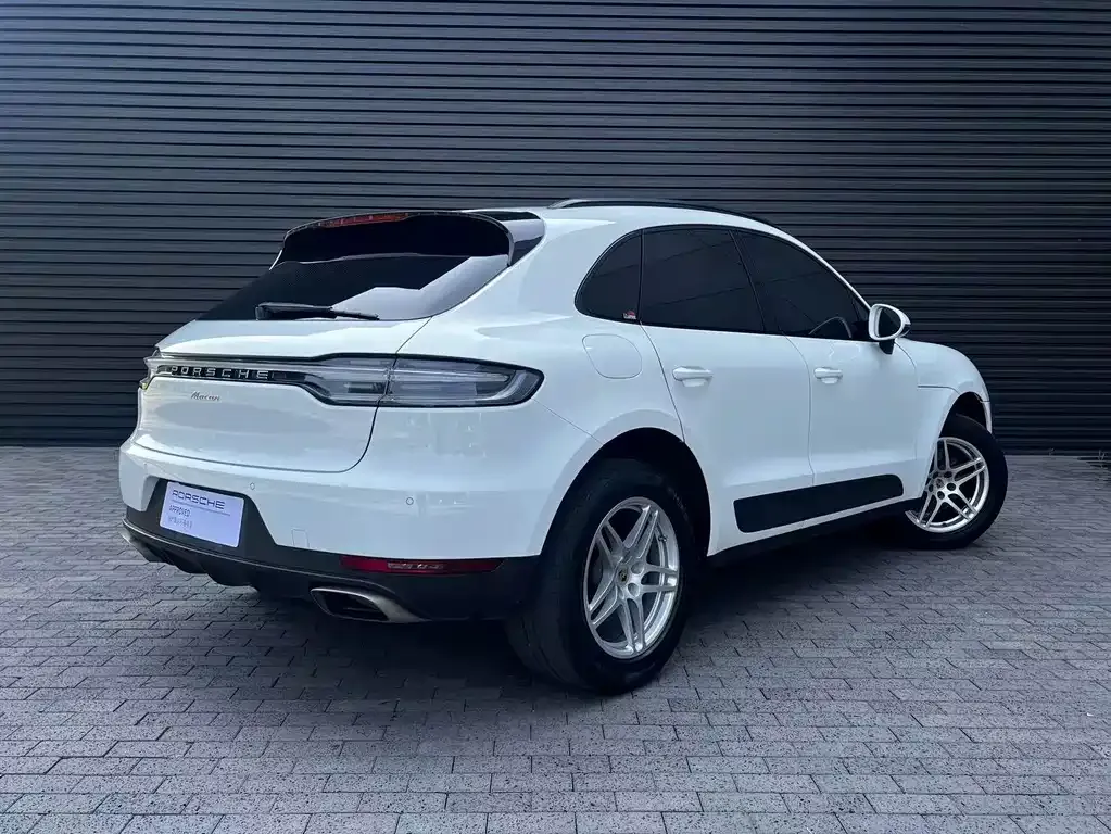 Porsche Macan — фото 6