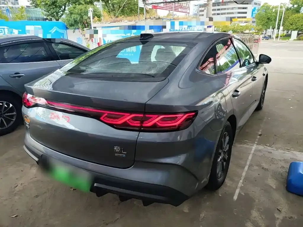 BYD Qin L — фото 3