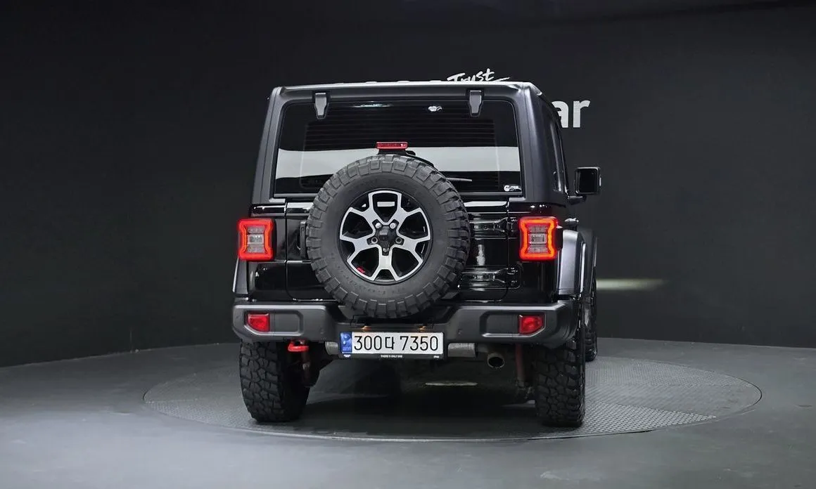 Jeep Wrangler — фото 4