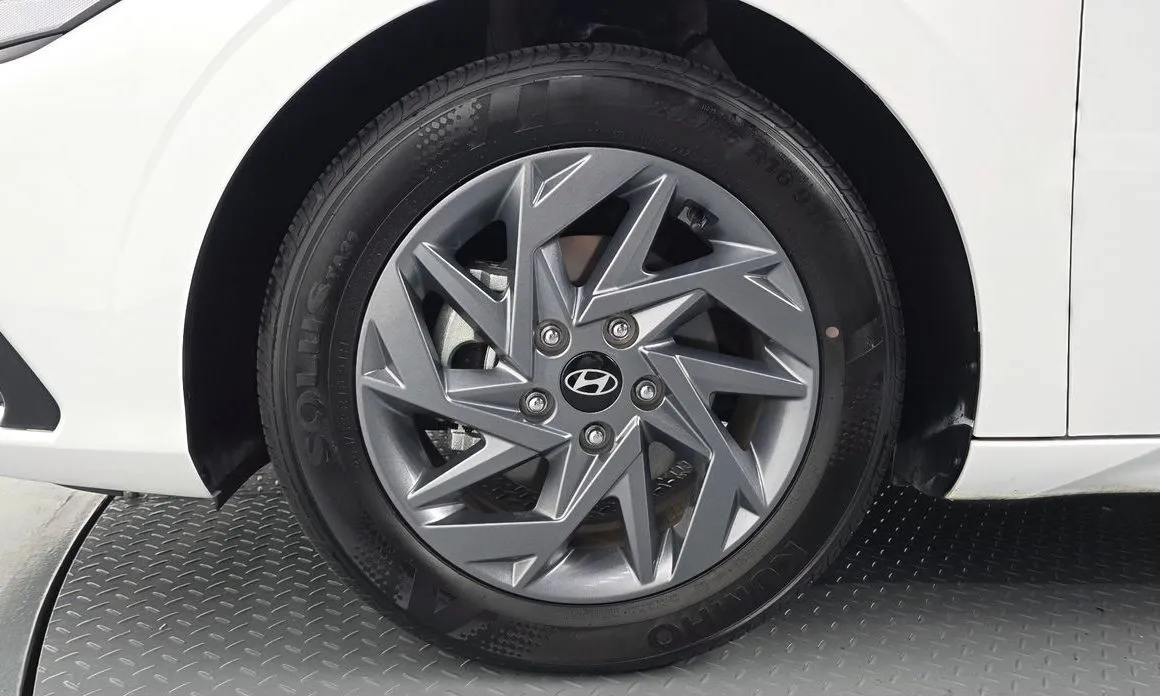 Hyundai AVANTE — фото 9