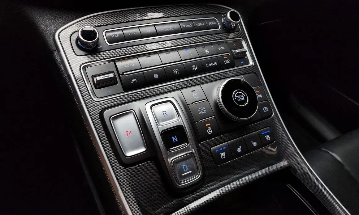 Hyundai Santafe — фото 8