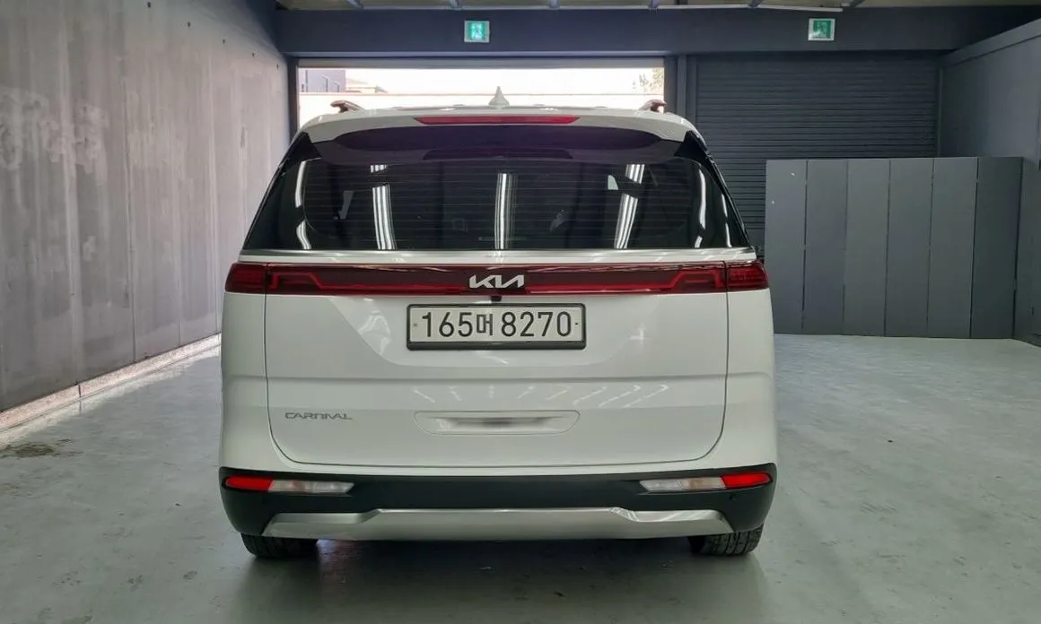 Kia Carnival — фото 2