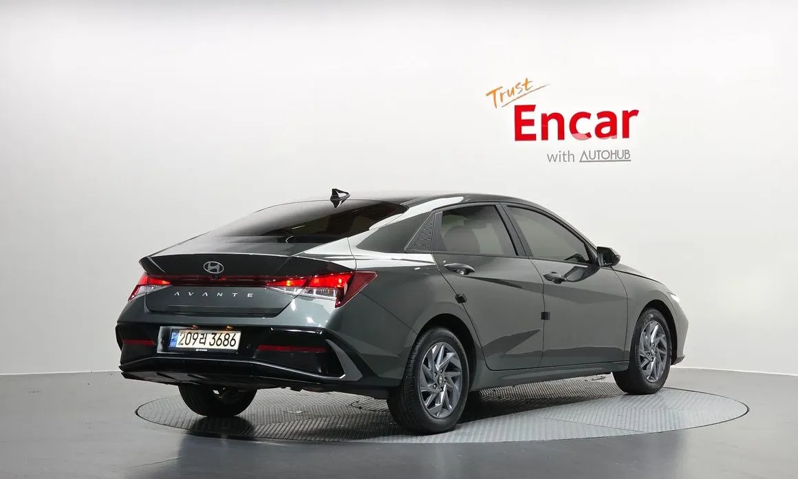 Hyundai AVANTE — фото 4