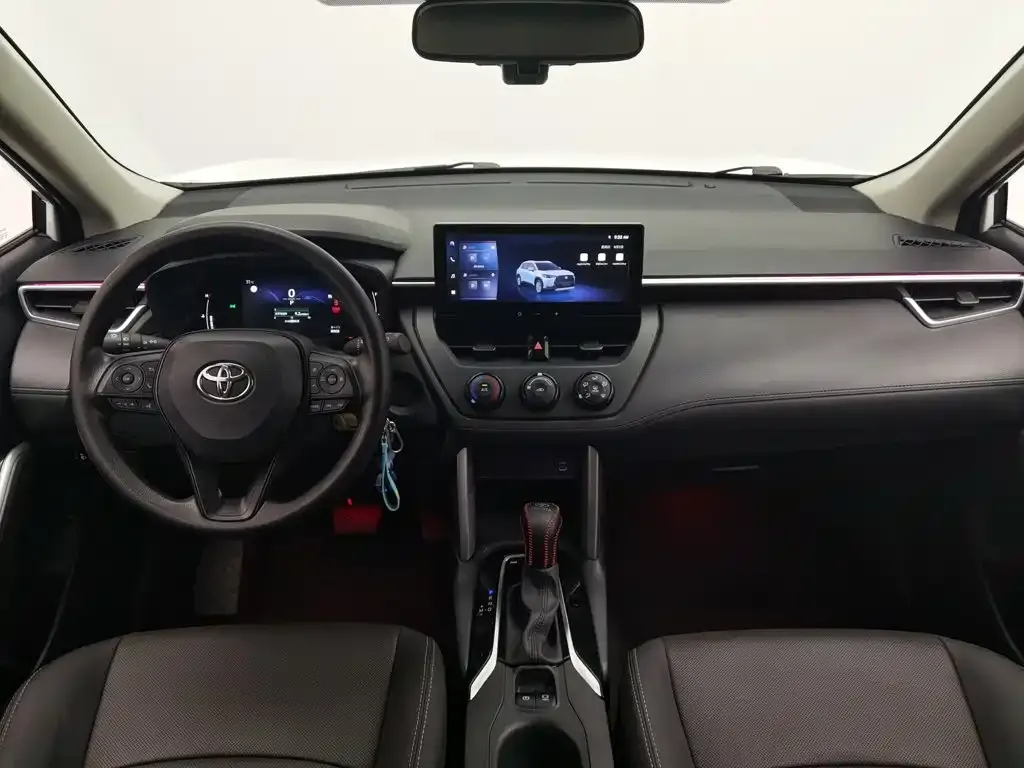 Toyota Corolla Cross — фото 7
