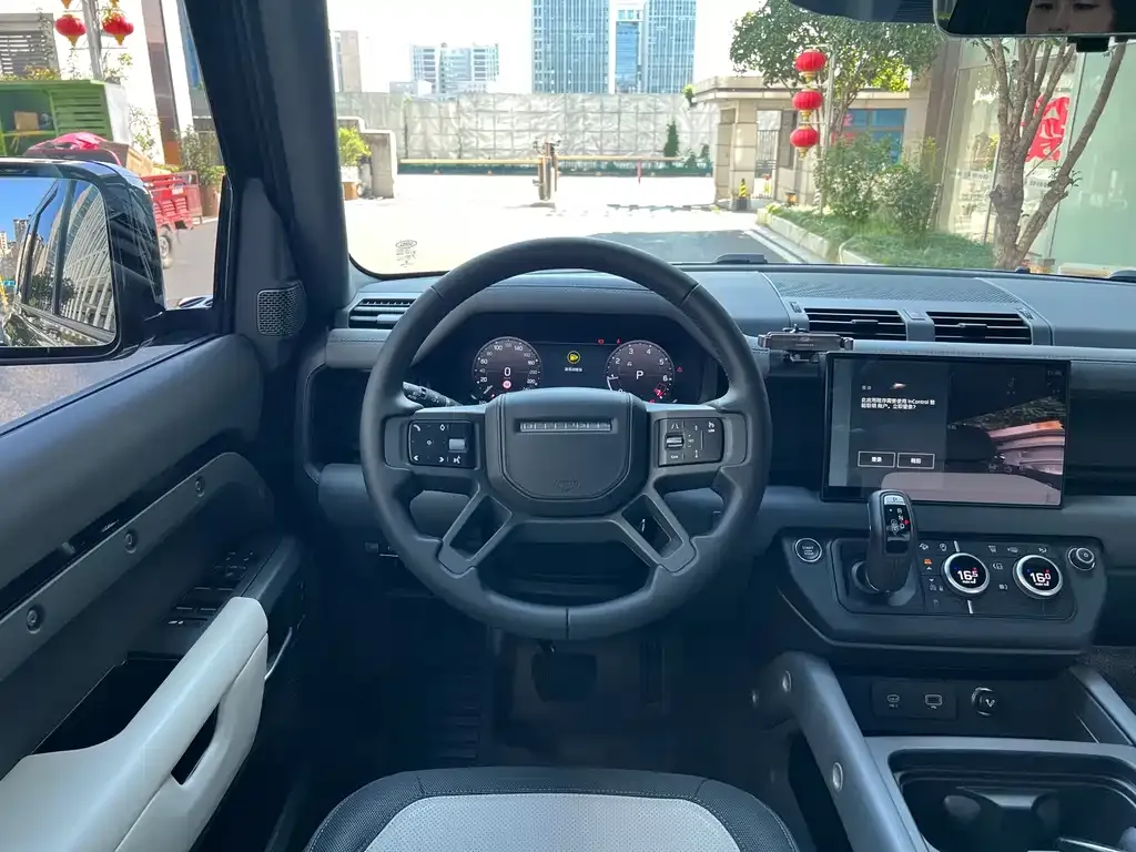 Land Rover Defender — фото 5
