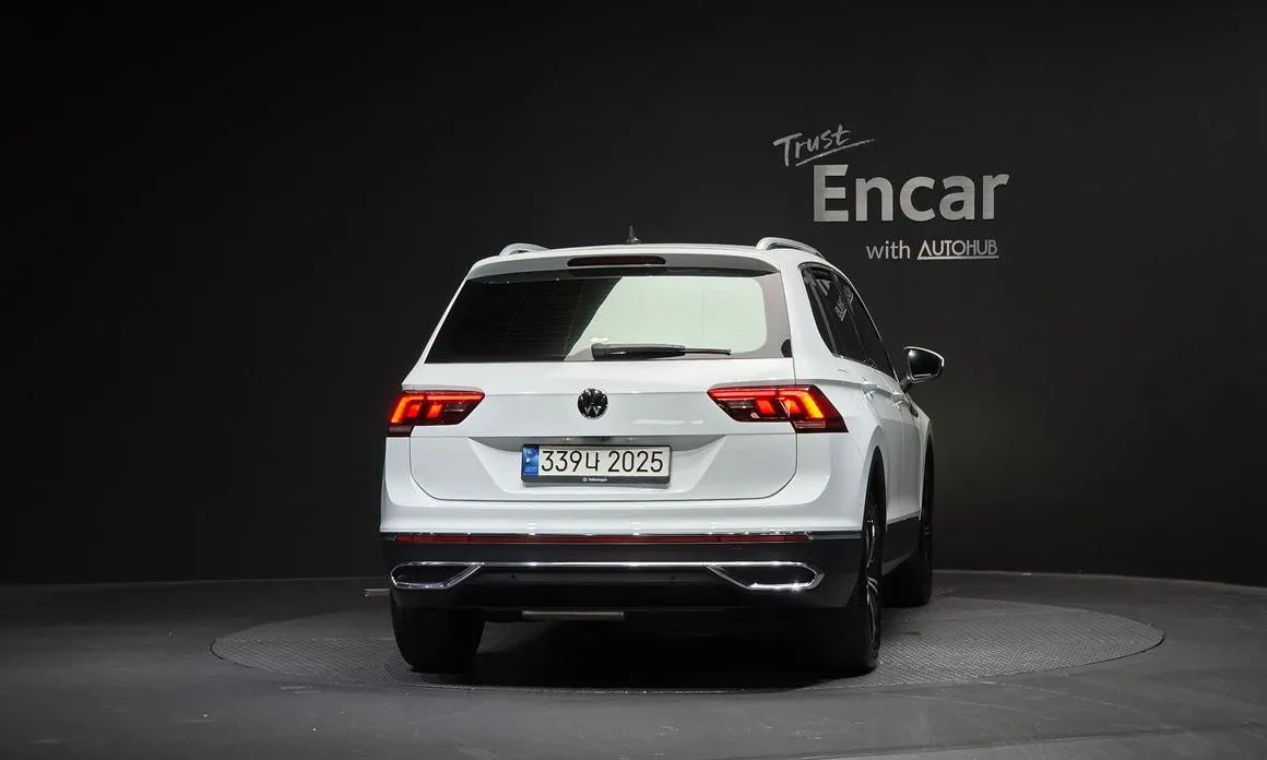 Volkswagen Tiguan — фото 7