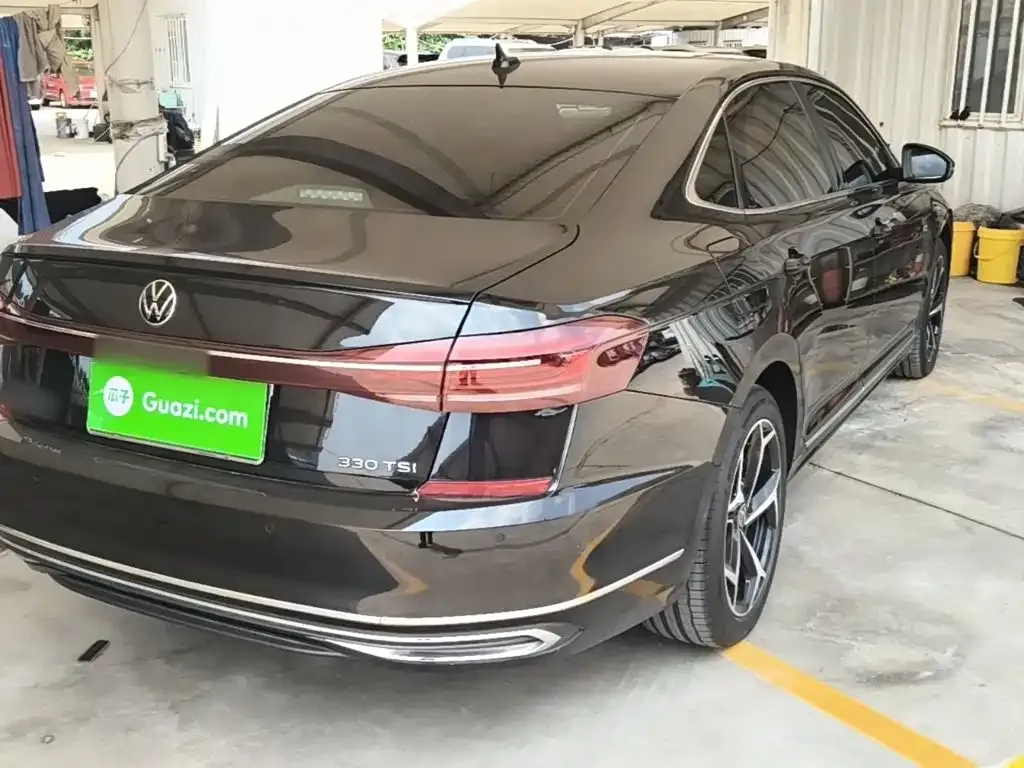 Volkswagen Passat — фото 5