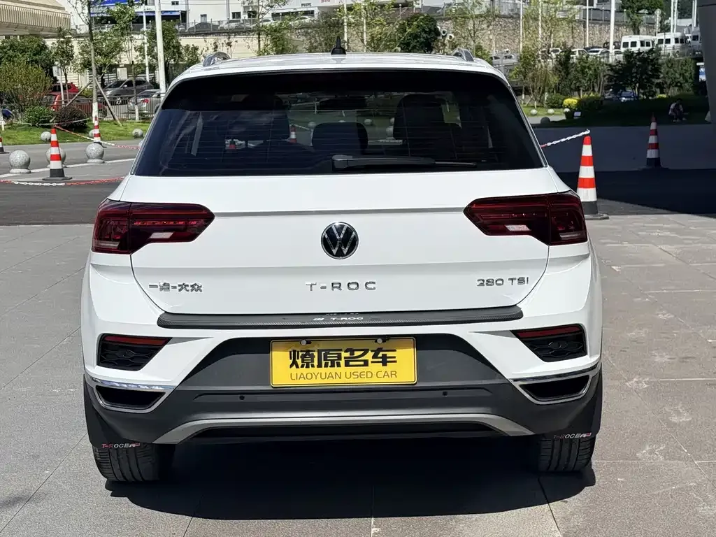 Volkswagen T-Roc — фото 5
