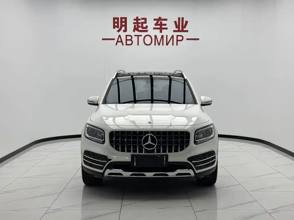 Mercedes-Benz GLB — фото 4
