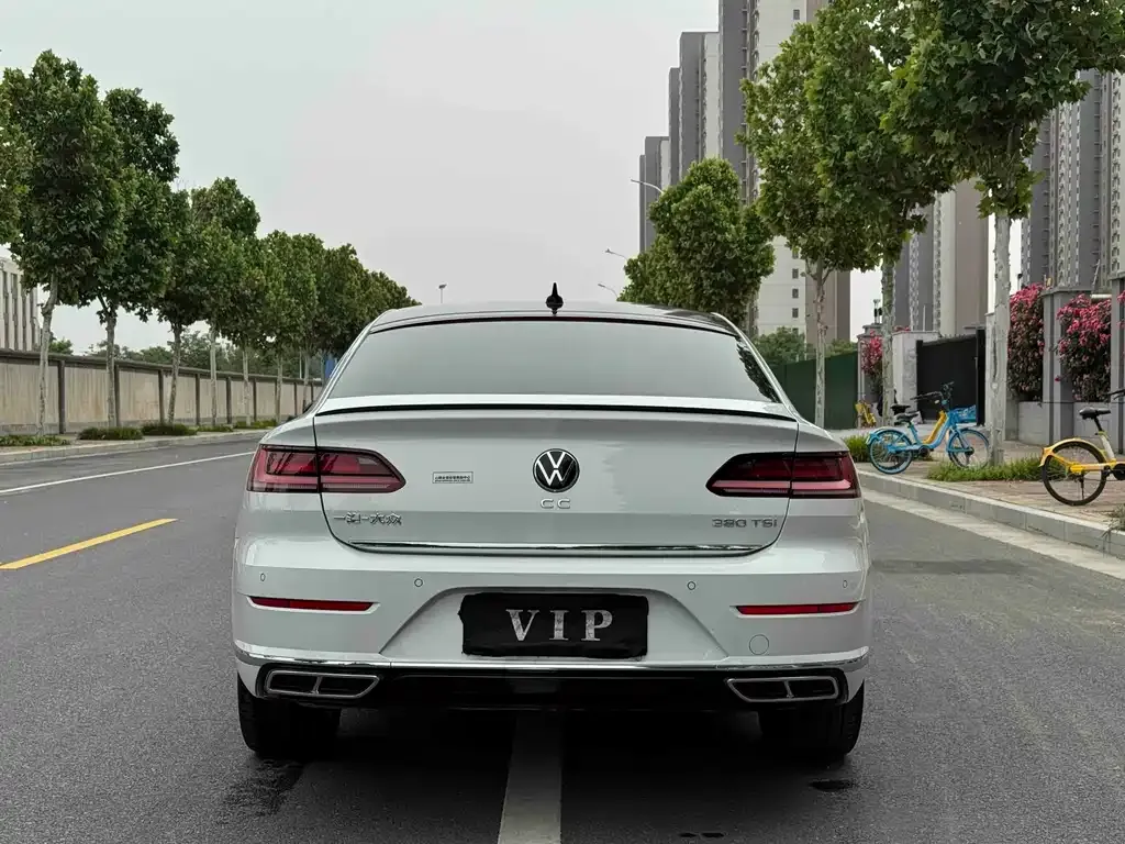 Volkswagen CC — фото 4