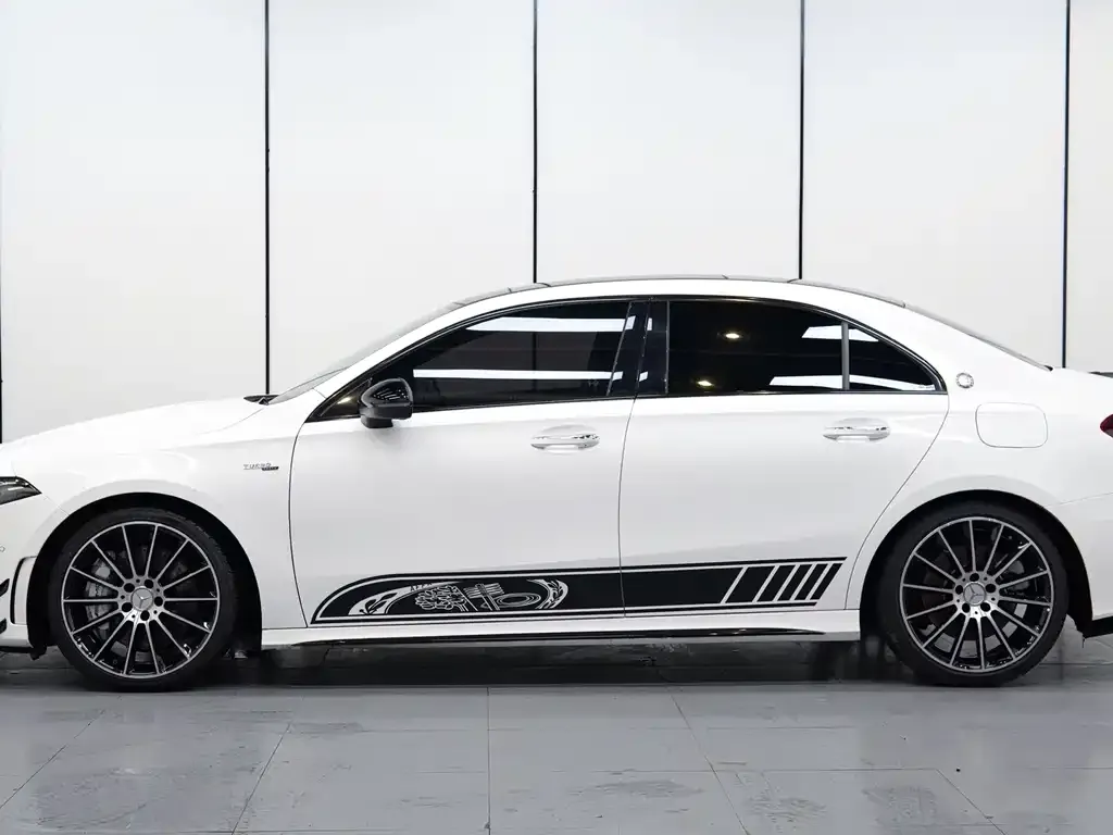 Mercedes-Benz A-Class AMG — фото 4