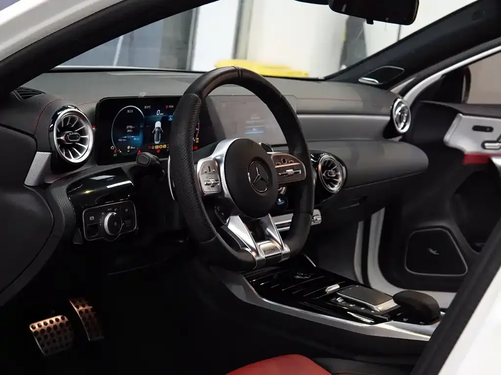 Mercedes-Benz A-Class AMG — фото 6
