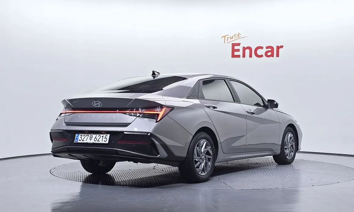 Hyundai AVANTE — фото 2