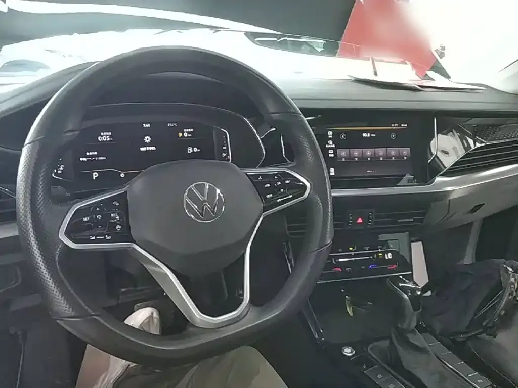 Volkswagen Passat — фото 8