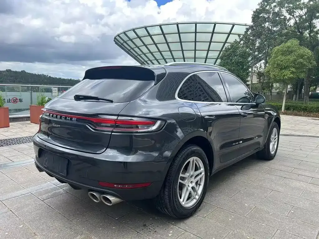 Porsche Macan — фото 6