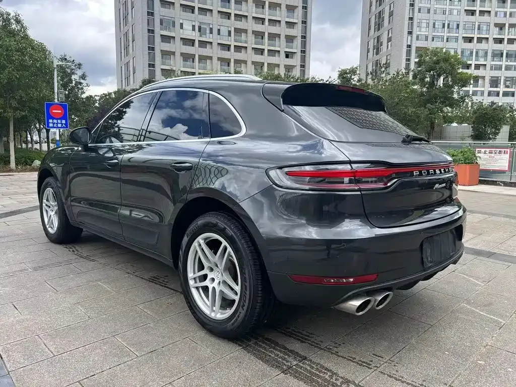Porsche Macan — фото 7