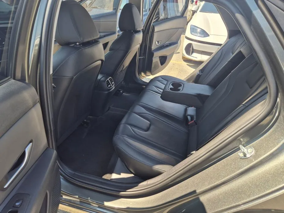 Hyundai AVANTE — фото 2