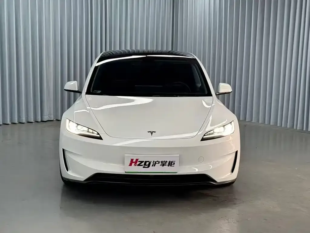 Tesla Model 3 — фото 3