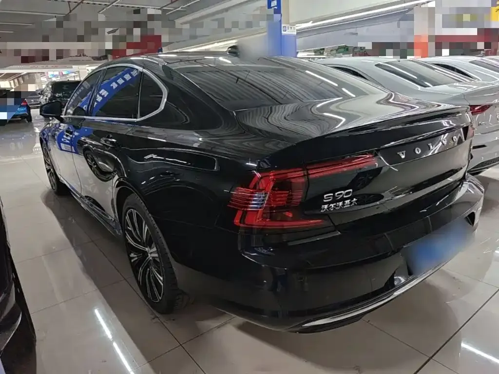 Volvo S90 — фото 10