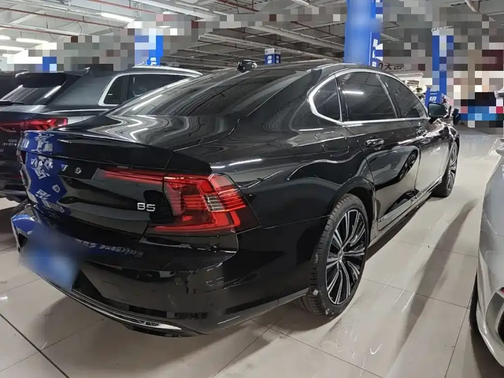 Volvo S90 — фото 4