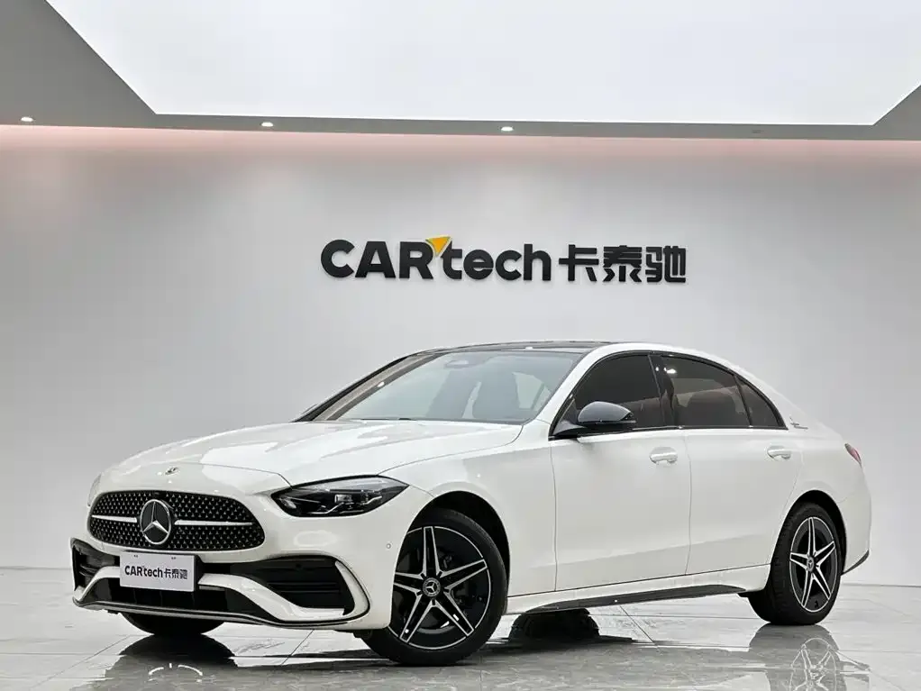 Mercedes-Benz C-Class — фото 1