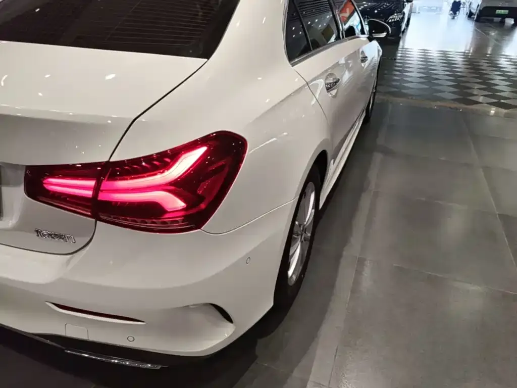 Mercedes-Benz A-Class — фото 4