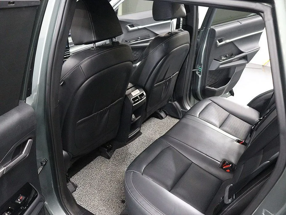 KG Mobility (Ssangyong) Torres — фото 3