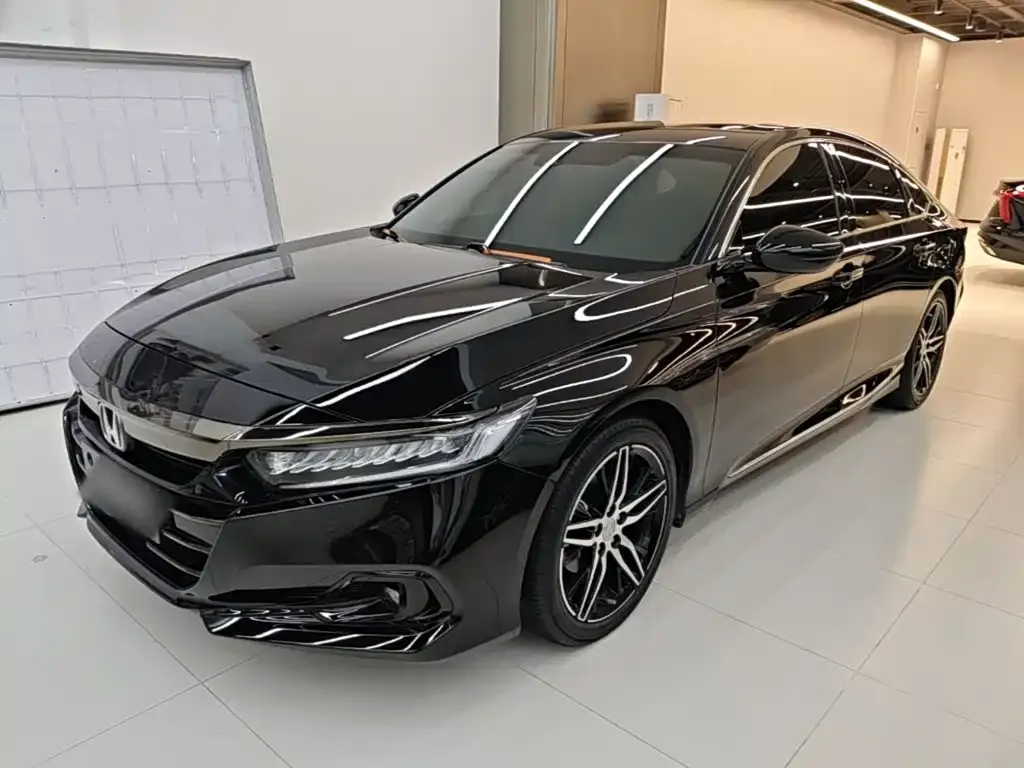 Honda Accord — фото 1