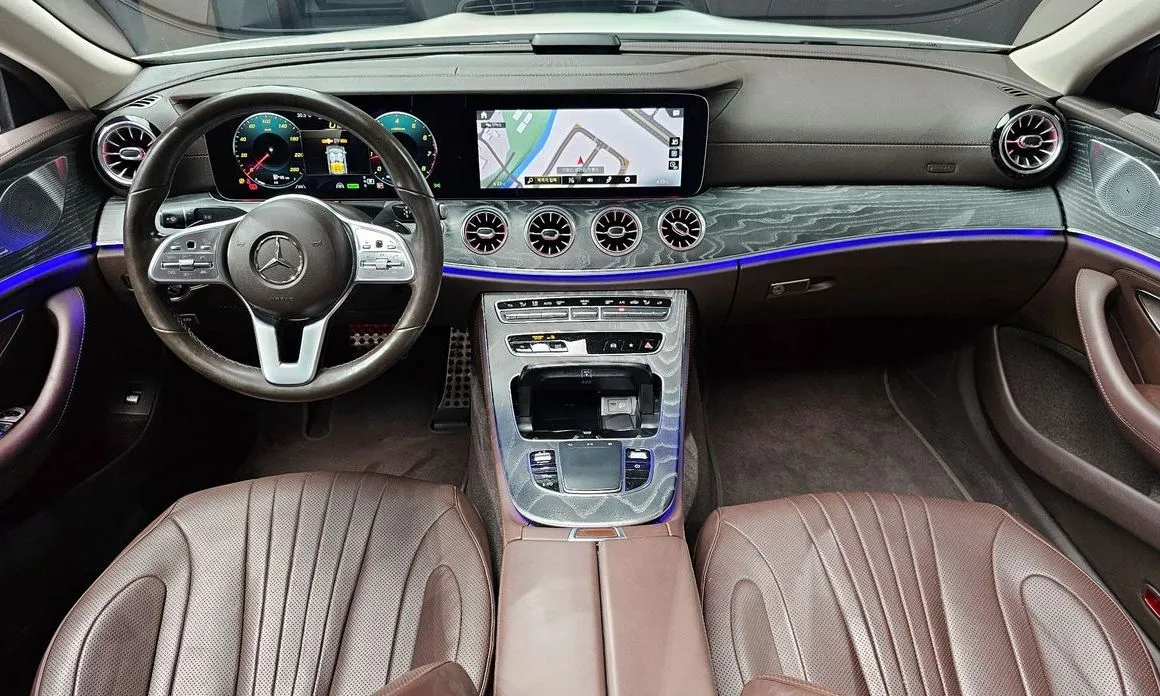 Mercedes-Benz CLS-Class — фото 10